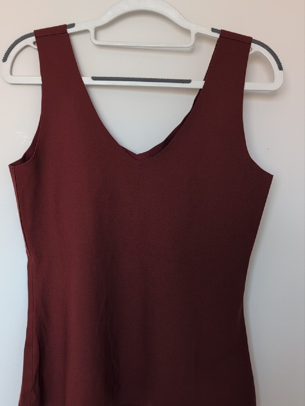 2/$50๐knix Sleeveless Sculpting Tank - Picture 3 of 13